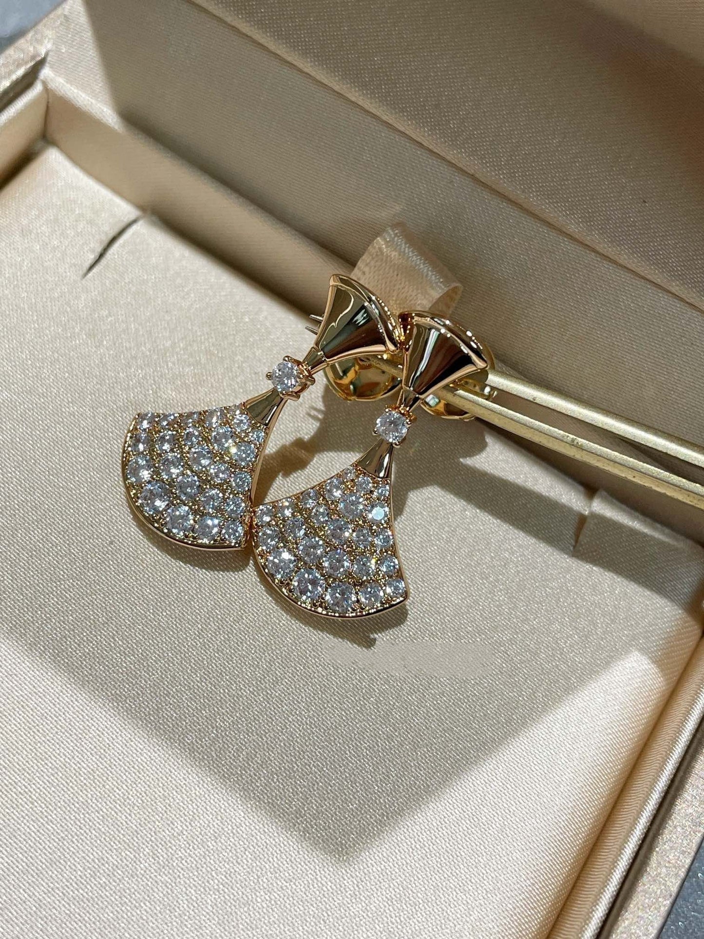 Bvlgari Dream Earrings Cubic Zirconia