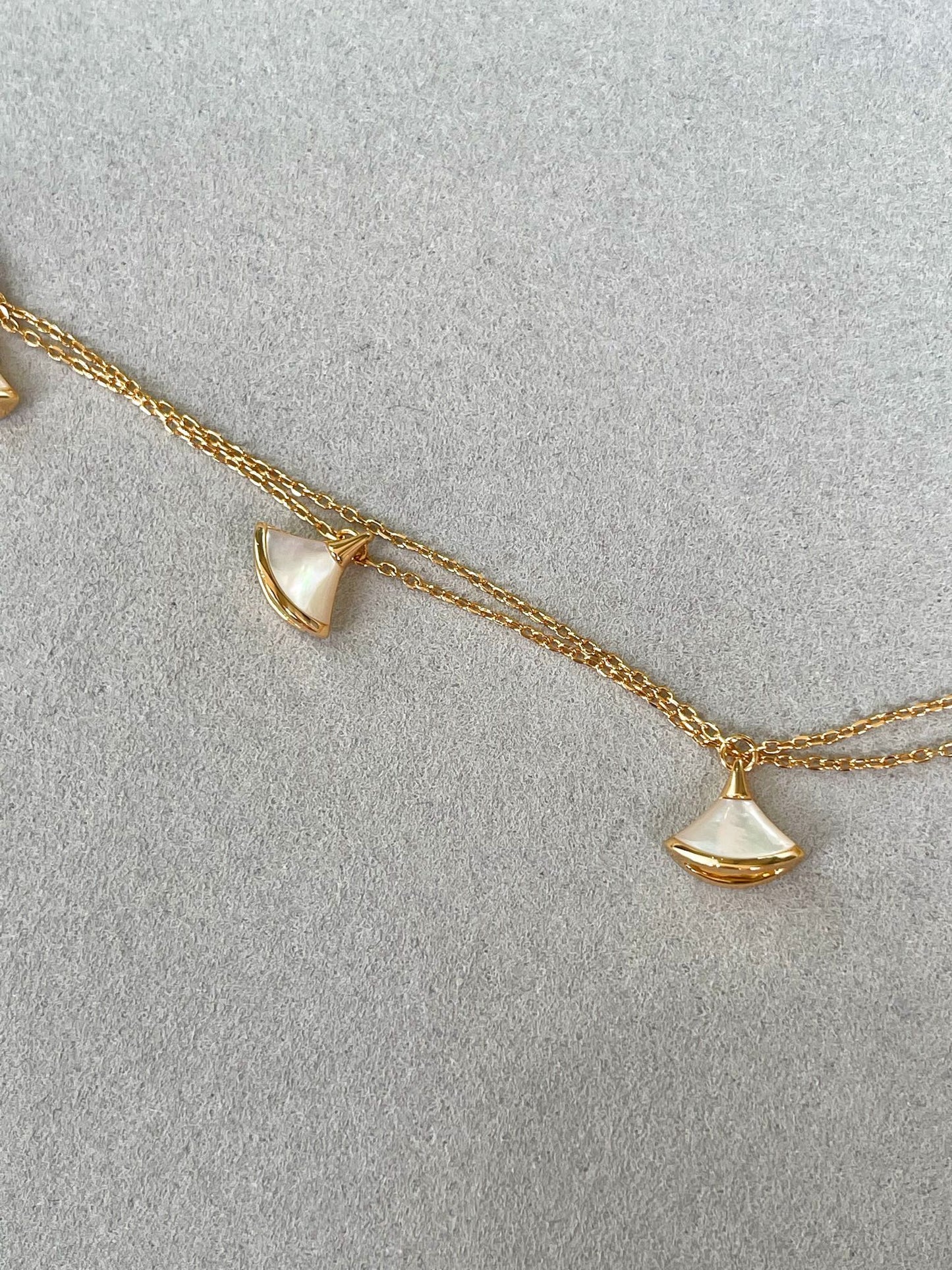 Bvlgari 4 Motif Gold Diva Dream Bracelet