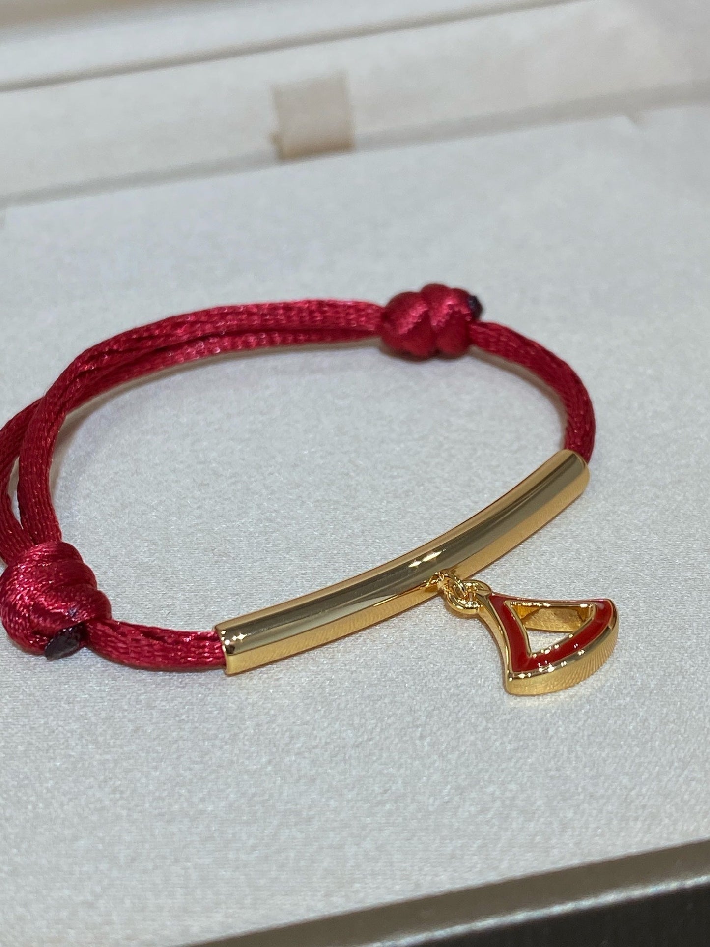 Bvlgari 1 Motif Lucky Red Bracelet Gold